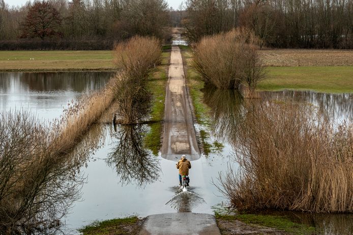 De Hurnse Kil bij Hurwenen behoort tot de Natura 2000-gebieden in Nederland. Het geitenbedrijf van Van der Schans ligt aan de rand van dat gebied.