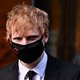 Ed Sheeran verdedigt zich in rechtbank door te zingen