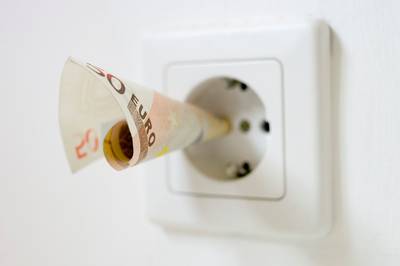Energieprijzen stijgen spectaculair verder in oktober: “Bij sommige contracten neemt de energiekost met 70 procent toe”