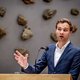 Staatssecretaris Van Ooijen gaat in gesprek over omstreden autismebehandeling