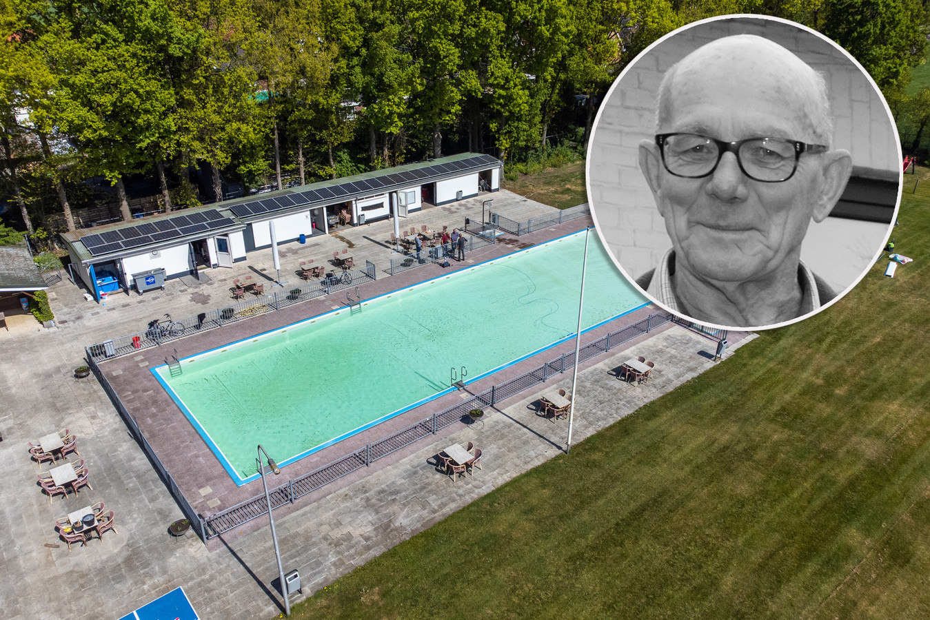 Zwembad De Bargn’s in Kloosterhaar wordt opgewaardeerd met onder meer een glijbaan in het grote bassin en een nieuwe waterspeeltuin in het peuterbad.  Inzet: Jan van Luuks.