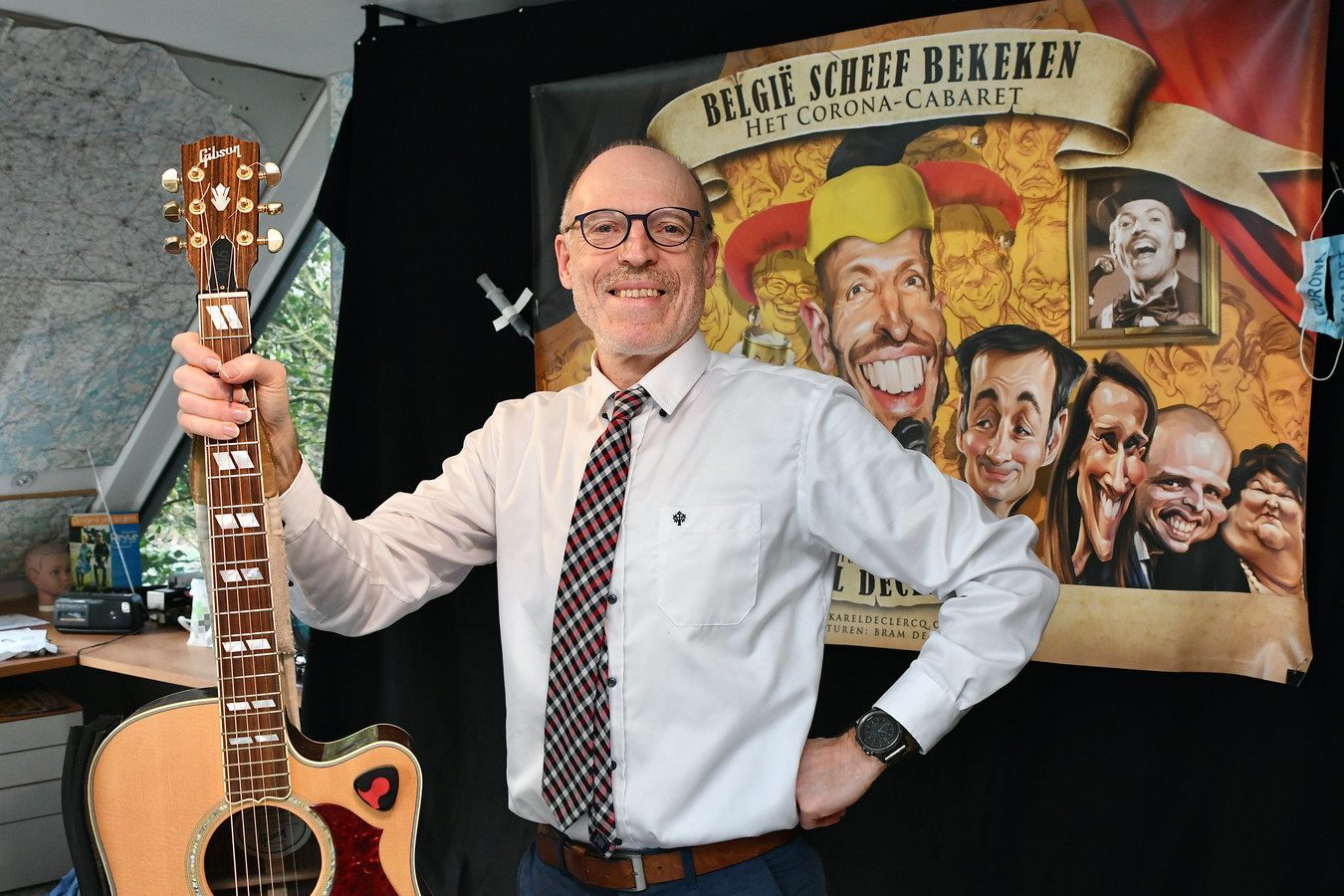Karel Declercq brengt zijn 31ste komisch jaaroverzicht “Ondanks oorlog
