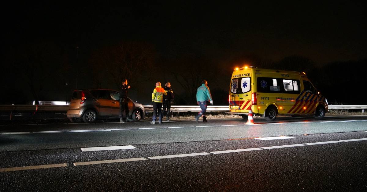 Gewonde bij ongeval op A12; file inmiddels verdwenen.