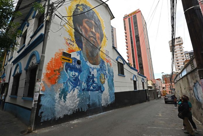 La Paz: ook in Bolivia is Maradona vereeuwigd met muurschilderingen.