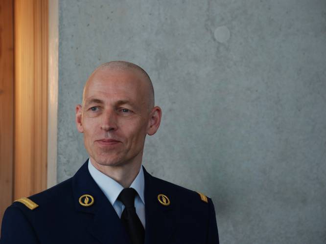 Jo De Geest legt eed af als nieuwe korpschef van lokale politie Sint-Niklaas: “Dienstbaar waar het kan, kordaat waar het moet”