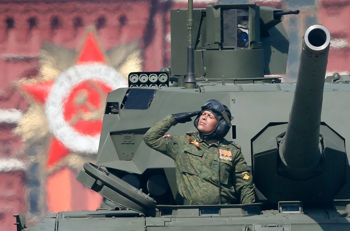 De T-14 Armata tijdens de Overwinningsparade op het Rode Plein