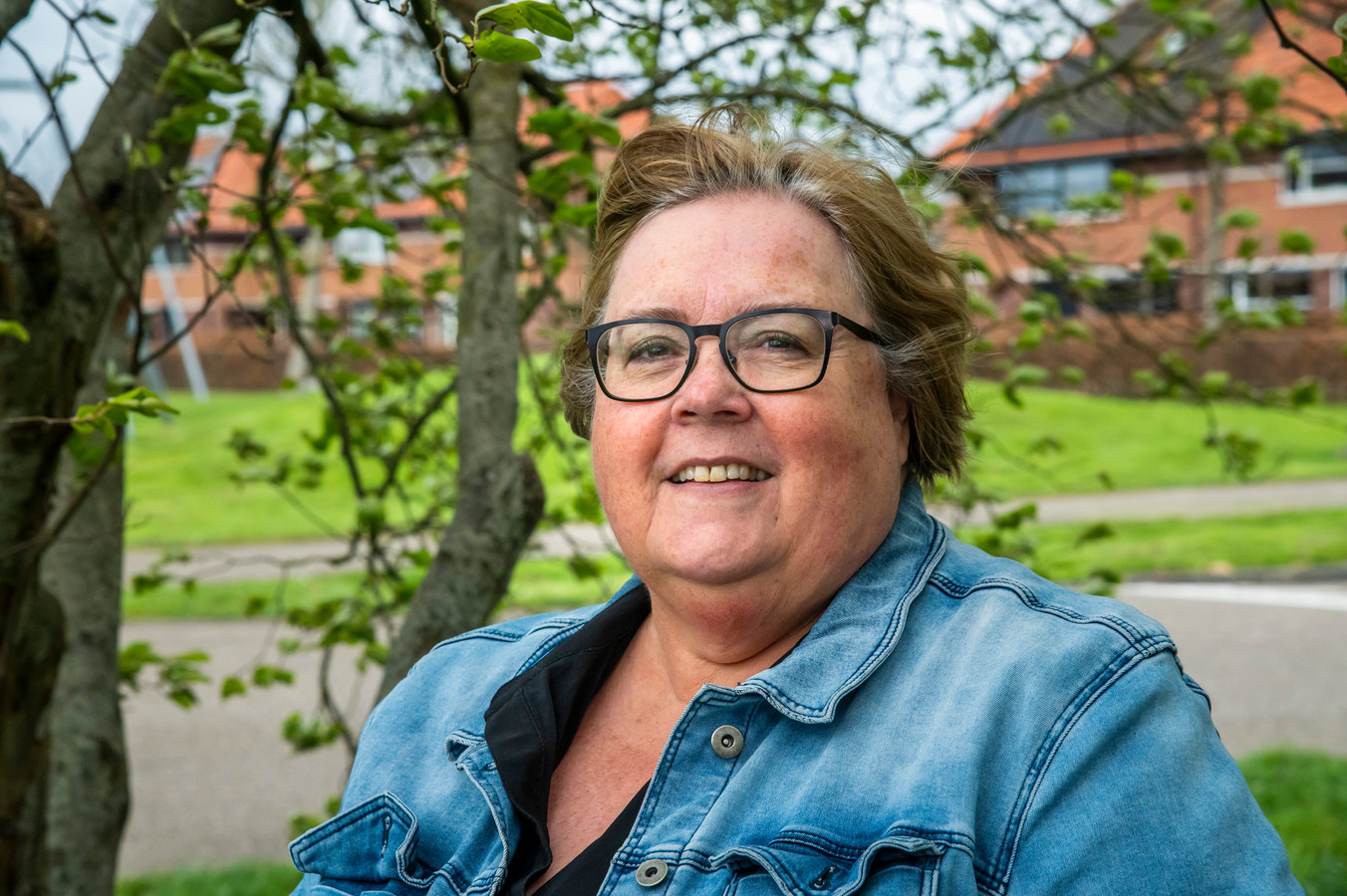 Oud-raadslid Zeewolde Yvonne van Bruggen (64) twee maanden na aftreden ...