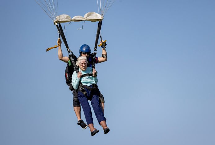 Dorothy Hoffner skydiving in Ottawa, Illinois.