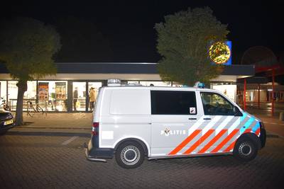Gewapende overval op Lidl in Weezenhof, daders zijn nog voortvluchtig