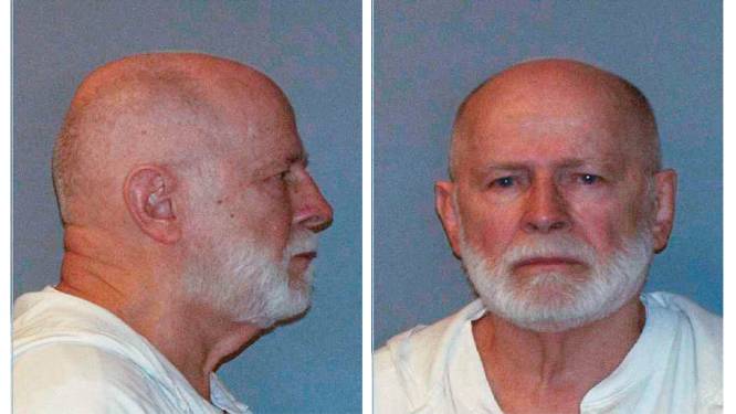 Verdachten aangeklaagd voor gevangenismoord op bejaarde topcrimineel en FBI-verklikker Bulger