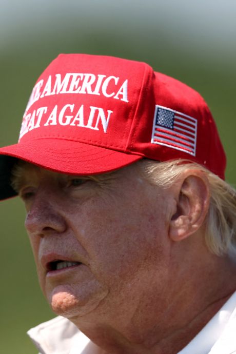 Visé par 37 chefs d’inculpation, Trump accusé d'avoir mis en danger les États-Unis en conservant des secrets nucléaires