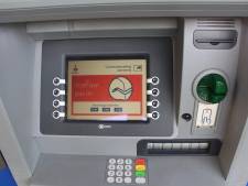 ‘Duwtje’ na invoeren pincode bij geldautomaat: flink bedrag weg