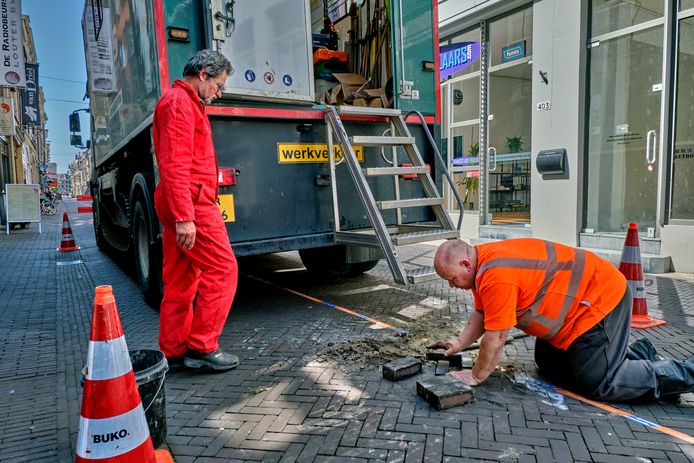 Mos Grondmechanica voert de metingen uit op de Voorstraat.