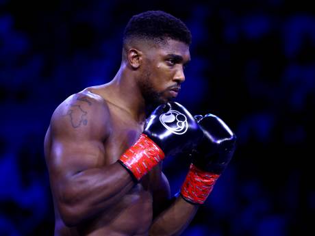 ‘Golden boy’ Anthony Joshua vecht voor zijn toekomst: ‘Hij moet hem in twee rondes een pak rammel geven’