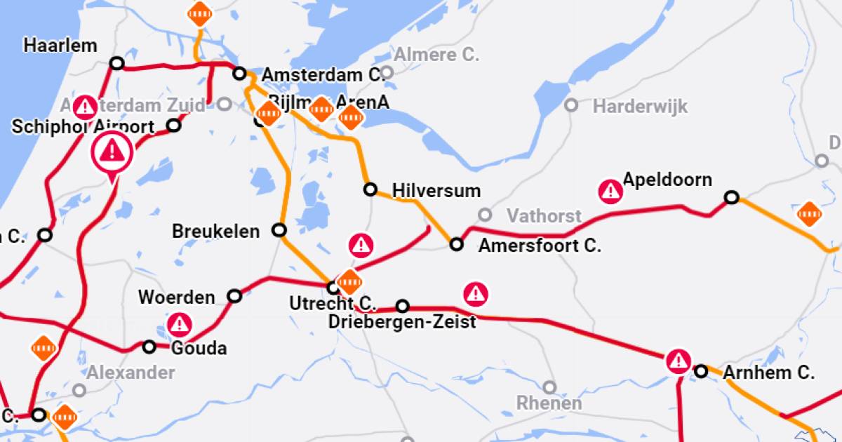 Aanrijding op het spoor: geen treinen tussen Amersfoort en Apeldoorn.