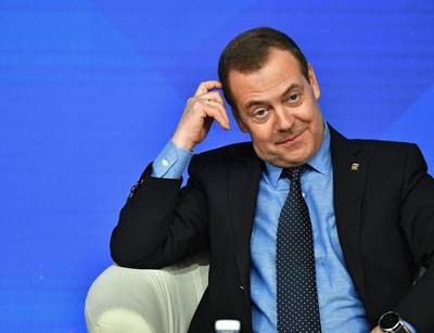 LIVE OEKRAÏNE. Russische oud-president Medvedev wil nog meer Oekraïense gebieden annexeren: “Totdat het naziregime in Kiev volledig is vernietigd”