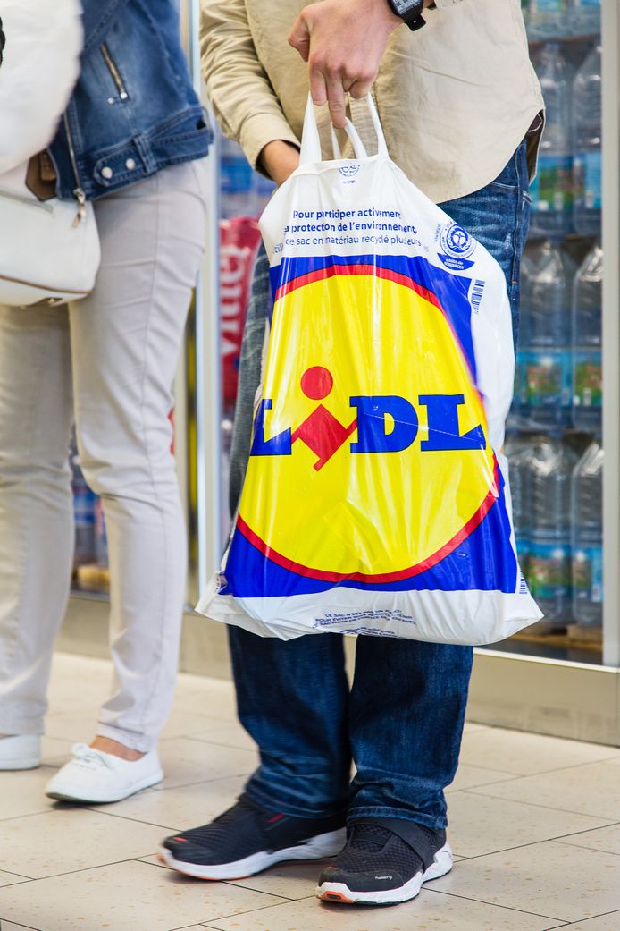 werper Ontwapening Gelijkwaardig Lidl zal geen plastic zakken meer verkopen | Milieu | hln.be