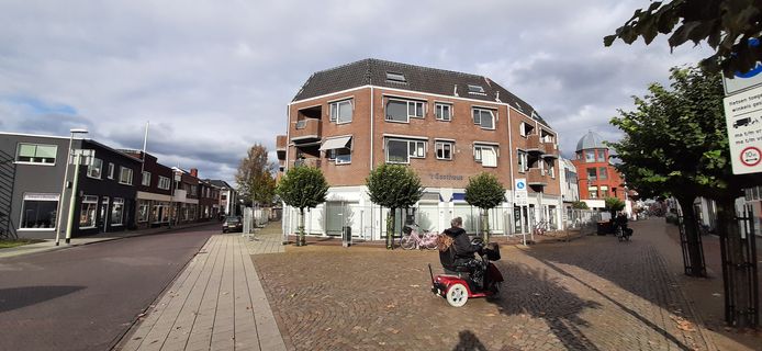 Het Gasthuus in Winterswijk: achttien appartementen en een ouderencentrum op de begane grond.