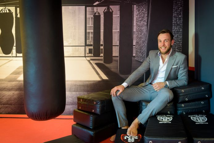 VALKENSWAARD - Kickbokser Robbie Hageman