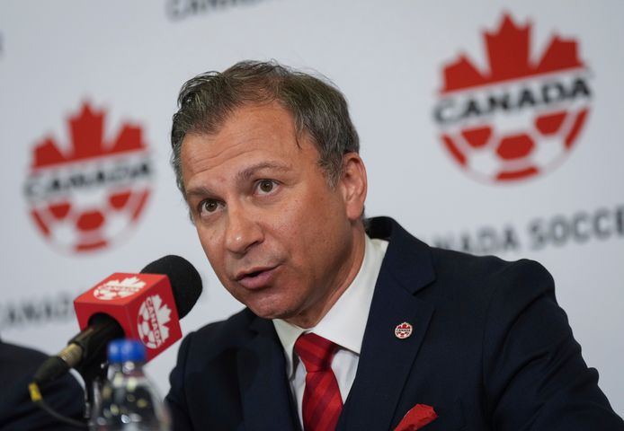 Nick Bontis, voorzitter van de Canadese voetbalbond.