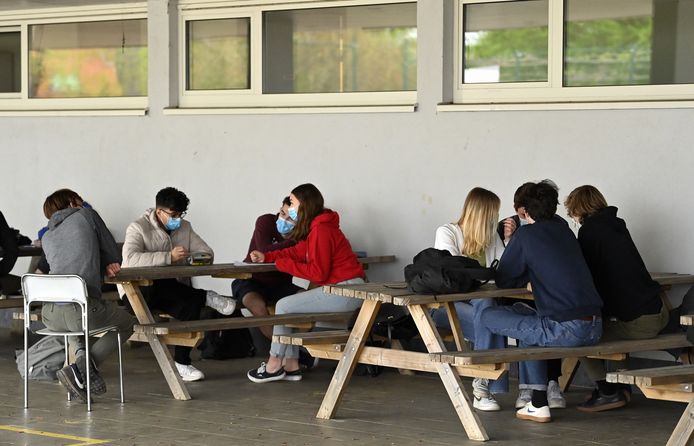 Opnieuw digitale scholenmarkt voor Grimbergen en omliggende gemeenten. Aanmelden vanaf 28 maart 2022.