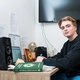 ‘Met een booster zou ik me veiliger voelen op school’: jongeren begrijpen niet waarom zij nog geen uitnodiging kregen