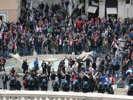 ‘Feyenoordfans definitief niet welkom in Rome: ministerie verbiedt kaartverkoop voor uitsupporters’