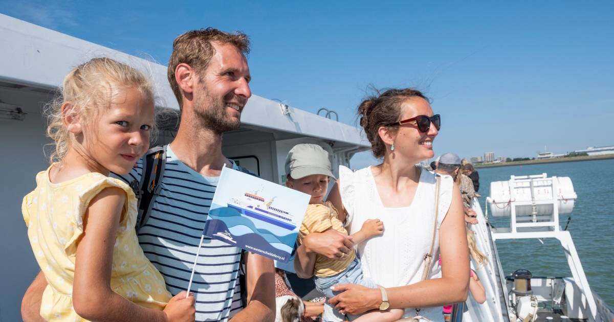 Gezinsuitje over de Westerschelde kost tegenwoordig een vermogen; prijzen in zes jaar bijna verdubbe