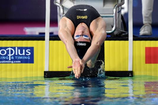 Kira Toussaint Wint Goud Op 100 Meter Rugslag Bij Ek Kortebaan Zwemmen Ad Nl