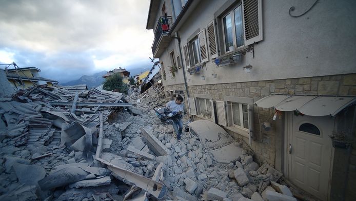 Het hart van Italië werd vannacht opgeschrikt door een aardbeving.