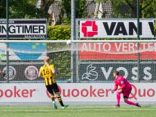 DVS’33 vergooit kans op periodetitel door blunder Huiskamp: ‘Doodzonde, zo wil ik mijn afscheidstoernee niet eindigen’