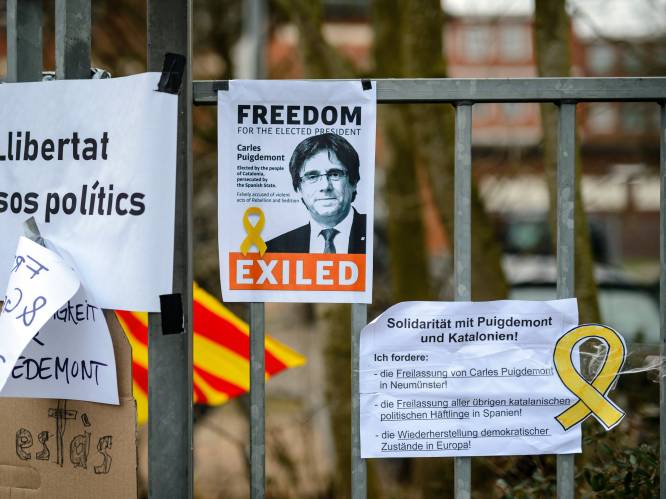 Twee Catalaanse agenten die Puigdemont in Duitsland begeleidden, opgepakt in Barcelona
