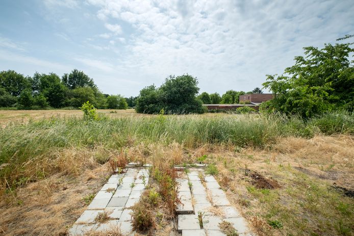 De terreinen langs de Kerkbossenstraat waar sociale woningen worden gebouwd