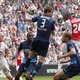 Slordig FC Twente zet Ajax in zetel naar vierde titel op rij