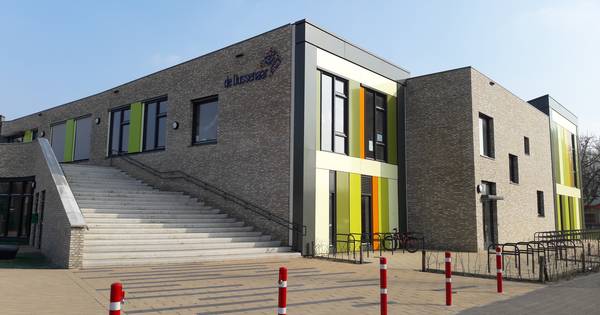 'Zomersluiting Dussenaar strop voor ouderen'