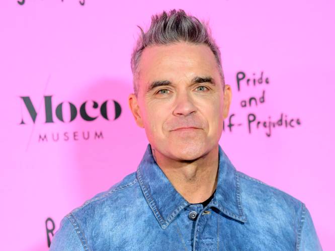 Robbie Williams haalt uit naar voormalige manager na documentaire: ‘Ik houd van je, maar mag je niet’