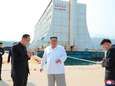 Kim zet sloopkogel in Zuid-Koreaans vakantieoord: ‘Armetierig kamp in rampgebied’ 