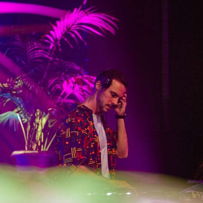 Er komen heel wat dj's naar het dansfeest, zoals dj White Chocolate