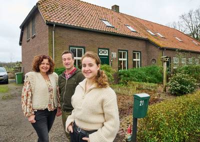‘Van drie balkonnetjes naar vierduizend meter tuin, dan krijg je wel groene vingers’
