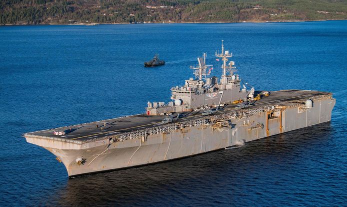 Ook het Amerikaanes vliegdekschip  USS Iwo Jima neemt deel aan Trident Juncture.