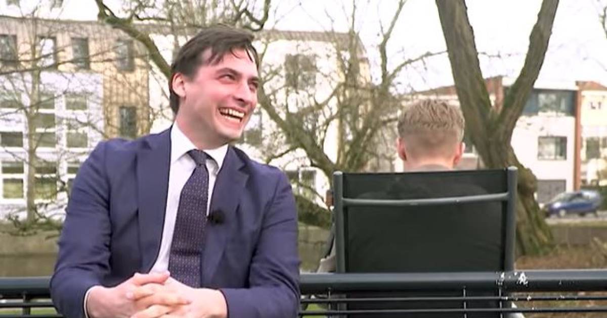 Dennis Schouten doet Emma Wortelboer-parodie met Baudet ...