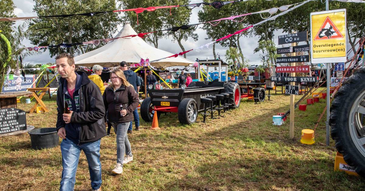 Het Stoppelfeest in Geersdijk gaat in afgeslankte vorm door - Provinciale Zeeuwse Courant