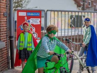 Leerlingen die naar school fietsen krijgen dubbele punten van Bike2School