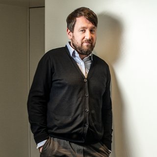 ‘Trump was zonder woke nooit verkozen geweest’: Duitse schrijver Alexander Schimmelbusch fileert woke en AI