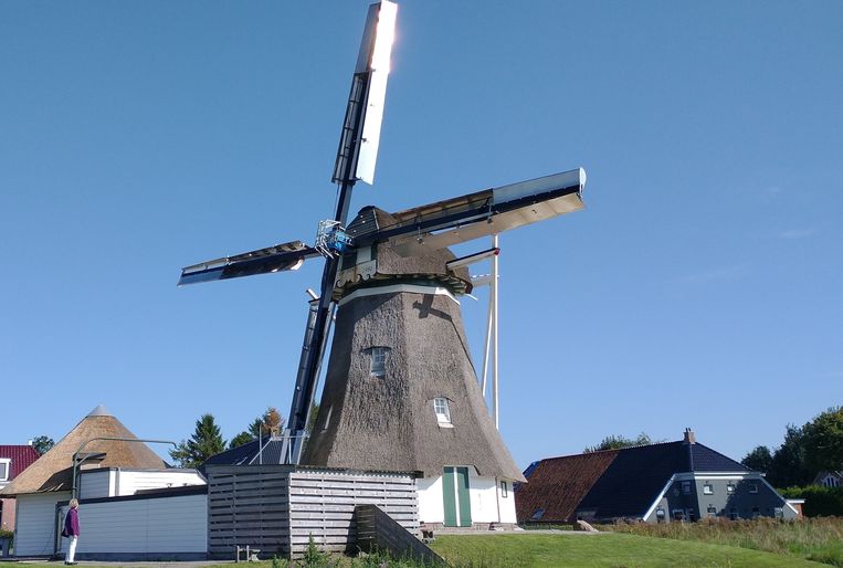 De molen Mulder-Pot in Kropswolde: een mooie oudhollandse molen, maar met een modern snufje dat het rendement veel groter maakt. Beeld Vincent Dekker