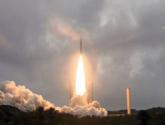 Een kerstcadeau voor astronomen: Ariane-5 draagraket met James Webb Telescoop succesvol gelanceerd