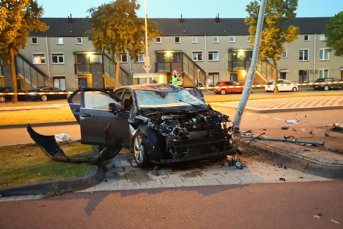 The crashed car in Eindhoven.