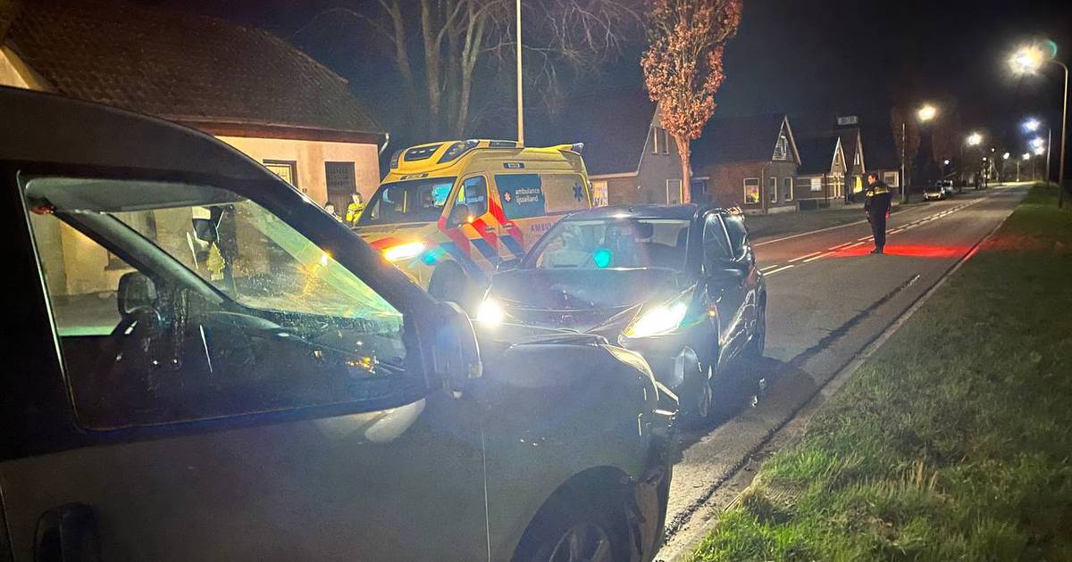 Automobilist raakt gewond bij frontale botsing in De Krim.