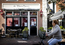 Café De Kleine Beurs in het centrum van Hillegom.