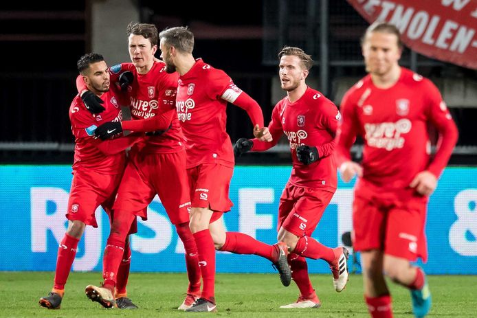 Thomas Lam zette Heracles voor rust op 1-1.